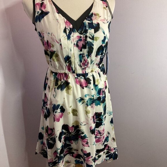 Simply Vera Dress, NWT, Size Small Petite - Picture 1 of 12